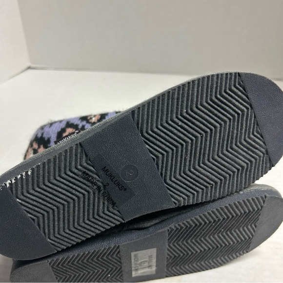 Girls Size 2 Muk Luks Kids Purple Cheetah Print Boots Knit Cuff Slip On - Picture 3 of 5